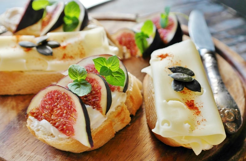 Fig and Prosciutto Flatbread